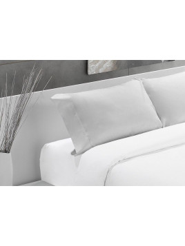 Funda almohada gris perla